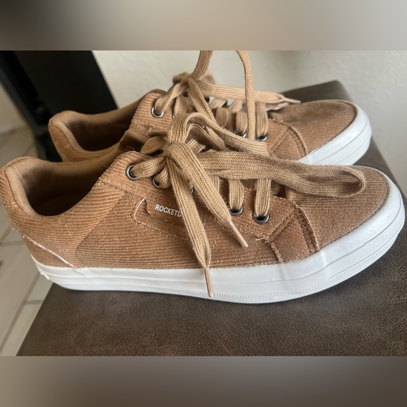 ROCKET DOG CHERRY PLATFORM SNEAKERS - Picture 5 of 9